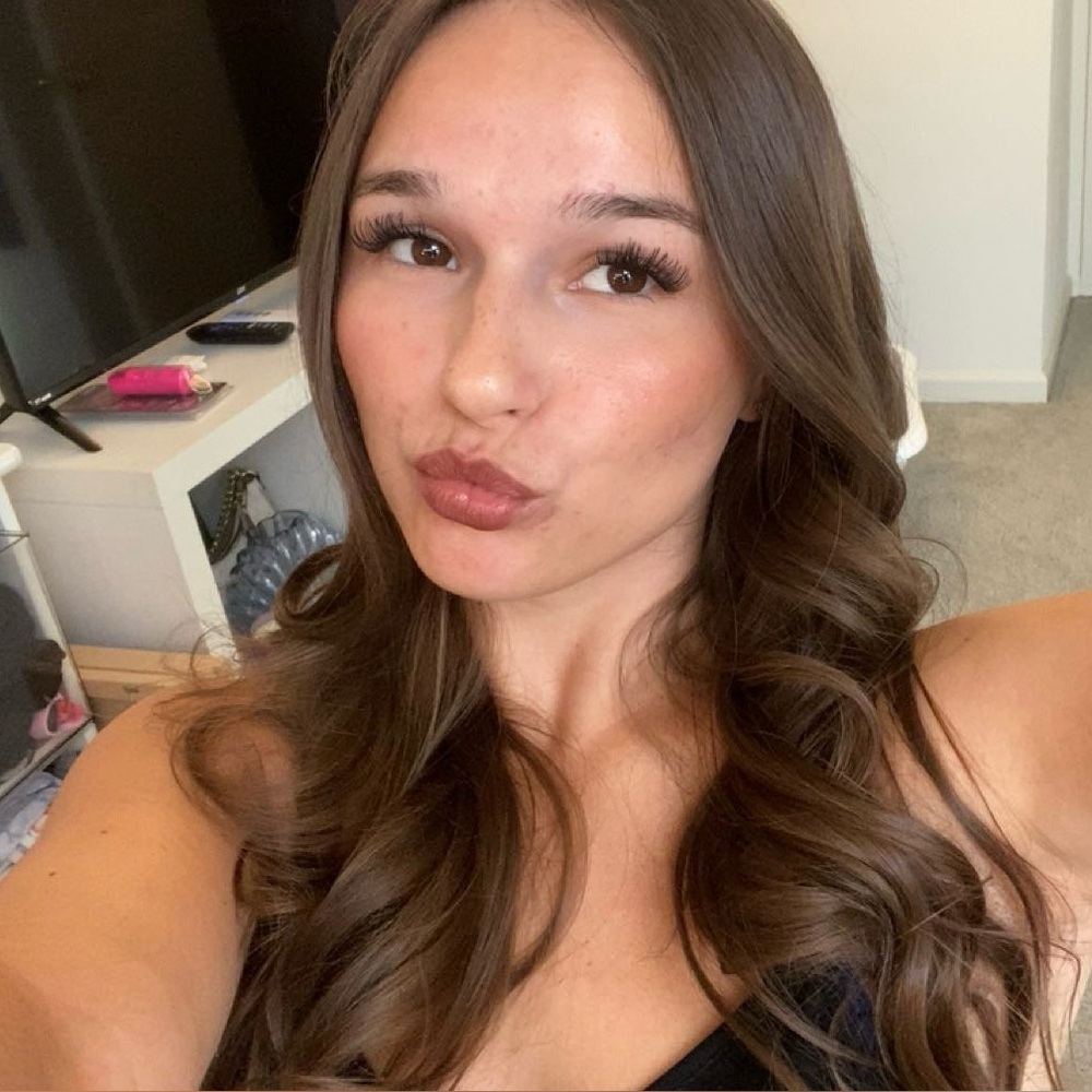 Meet your Posher, Katie